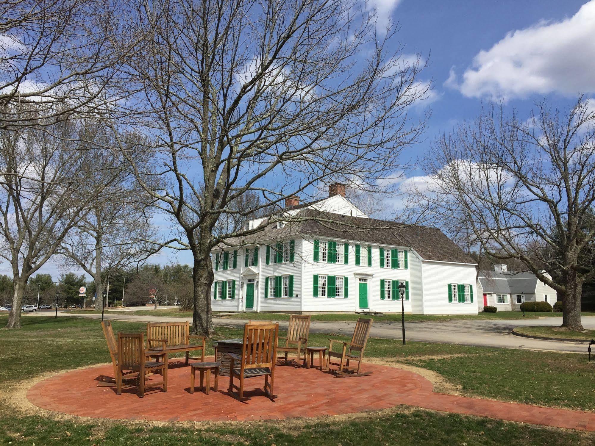 Old Sturbridge Inn & Reeder Family Lodges Exterior photo